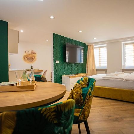 Apartament Ksiazecy Gold Klimatyzacja Болеславец Экстерьер фото
